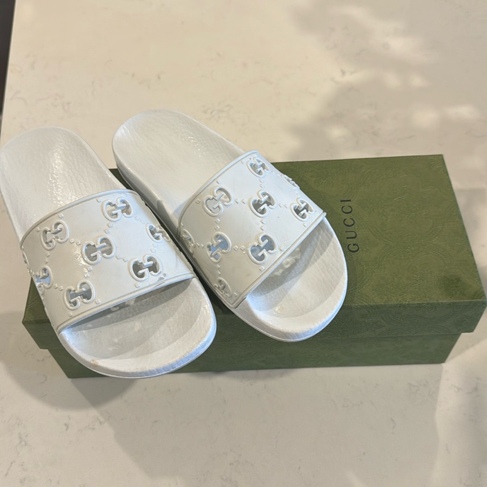 Gucci slides